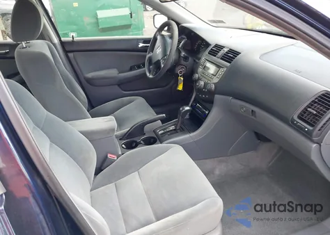 2006 Honda Accord 2.4 Vp z USA, uszkodzony, nr VIN 1HGCM56116A174128